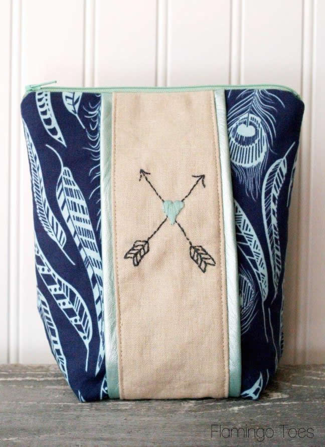 Embroidered Zipper Pouch Tutorial