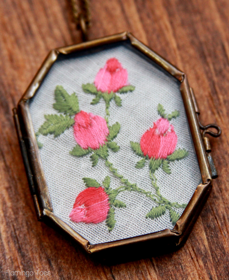 Vintage Handkerchief Necklace DIY