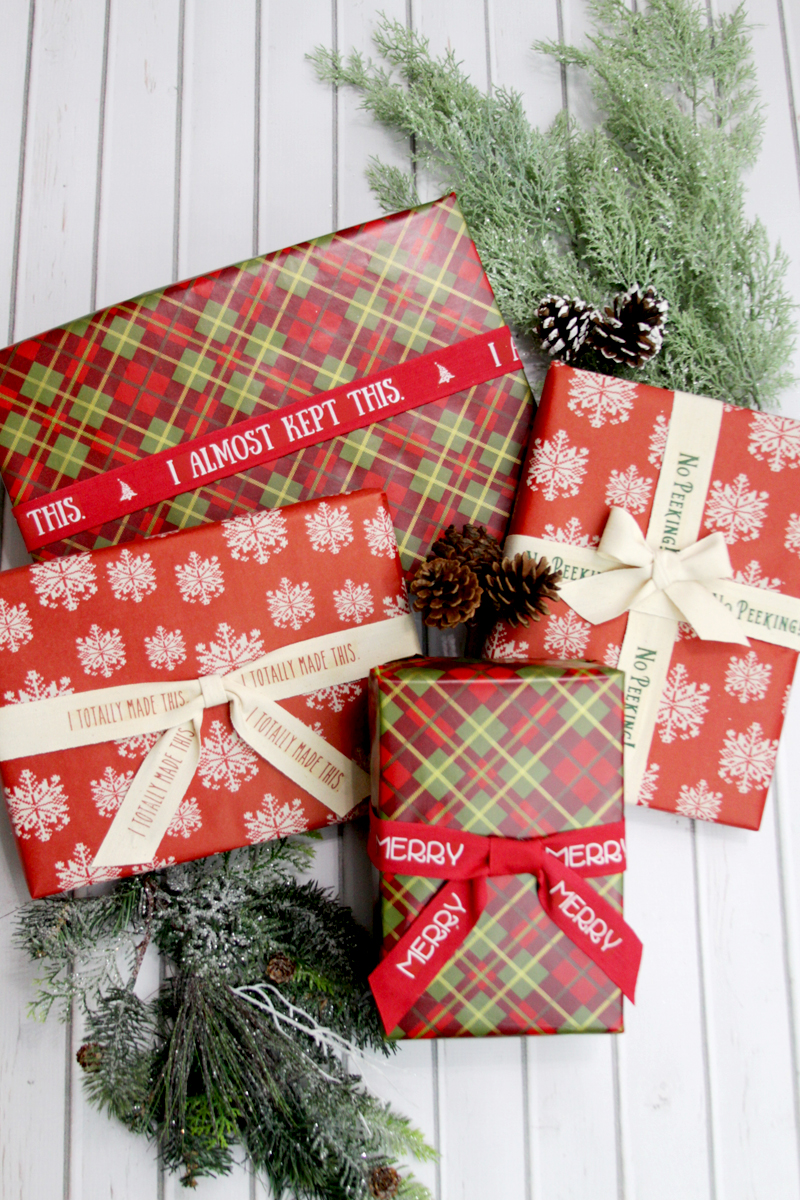 Easy Personalized Christmas Ribbons