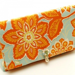 Simple Applique Clutch