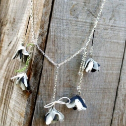 Anthro Momentary Flutter Necklace