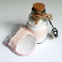 Bath Tea Soak & Scrubbie