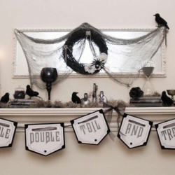 Witchy Glam Halloween Mantel