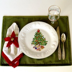 Poinsettia Placemats and Napkins