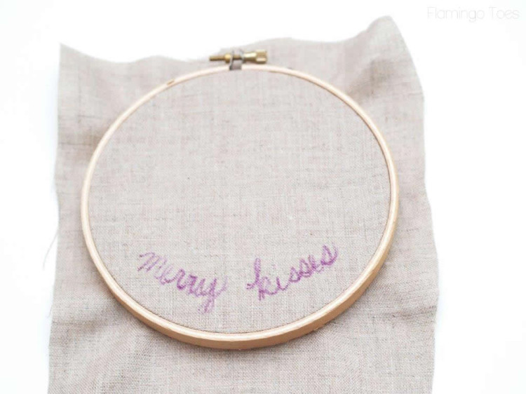 Merry Kisses Hoop